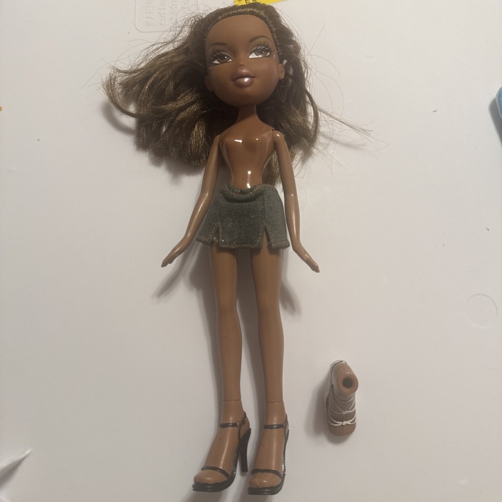 Bratz Doll Welcome‎ To Fabulous Las Vegas Sasha Doll- NOT Complete- Rare